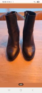 Zgan Zwarte enkellaarsjes van Tommy Hilfiger, mt 40, Zwart, Lage of Enkellaarzen, Ophalen of Verzenden, Zo goed als nieuw