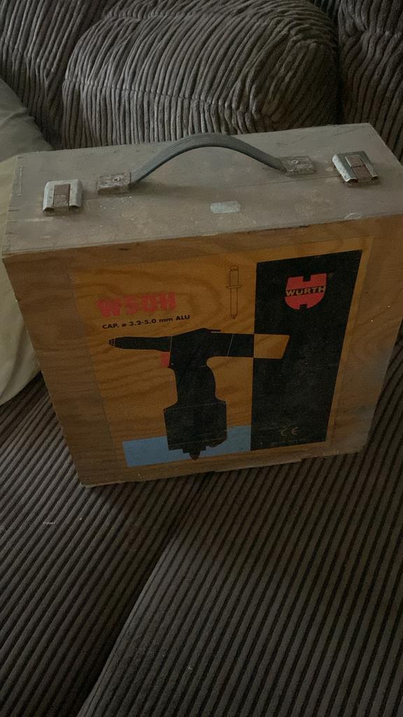 Würth W50H klinknagelpistool in houten koffer, Ophalen of Verzenden, Gebruikt