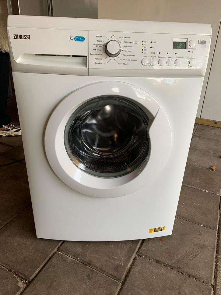 Wasmachine Zanussi 7 kg, Witgoed en Apparatuur, Wasmachines, Zo goed als nieuw, Voorlader, 6 tot 8 kg, 85 tot 90 cm, 1200 tot 1600 toeren