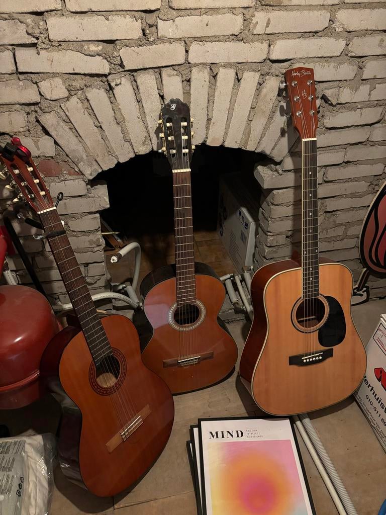 3 gitaren: 2 klassieke, 1 western - Ideaal voor beginners, Muziek en Instrumenten, Ophalen, Gebruikt, Klassieke of Spaanse gitaar