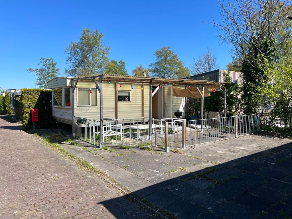 Te koop leuke stacaravan met jaar plaats Beltschutsloot, Tot en met 2