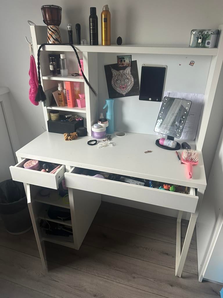 Bureau merk Micke wit, Huis en Inrichting, Bureaus, Ophalen, Gebruikt