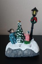 Kerstbeeld: Kinderen met een kerstboom, Ophalen, Zo goed als nieuw