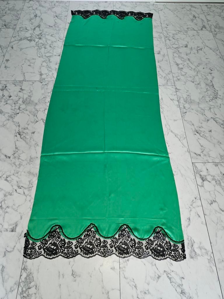 groene zwarte kanten satijnen sjaal, Ophalen of Verzenden, Nieuw, Maat 46/48 (XL) of groter, Sjaal