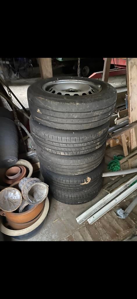 Te koop zomer banden vw caddy, .., 15 inch, Band(en), 195 mm