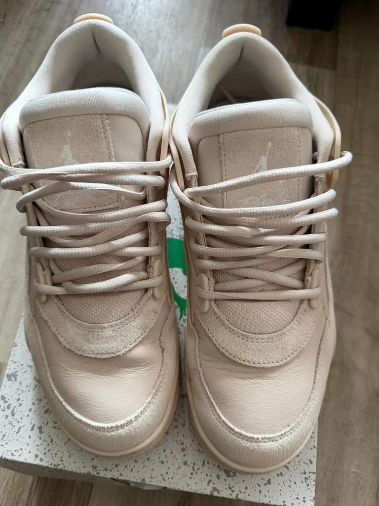 Nike air jordan 4RM maat 42,5, Kleding | Dames, Schoenen, Beige, Ophalen of Verzenden, Sneakers of Gympen, Zo goed als nieuw