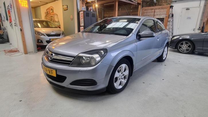 Opel Astra GTC 1.8 Enjoy, Auto's, Opel, Bedrijf, Te koop, Astra, ABS, Airbags, Airconditioning, Alarm, Centrale vergrendeling