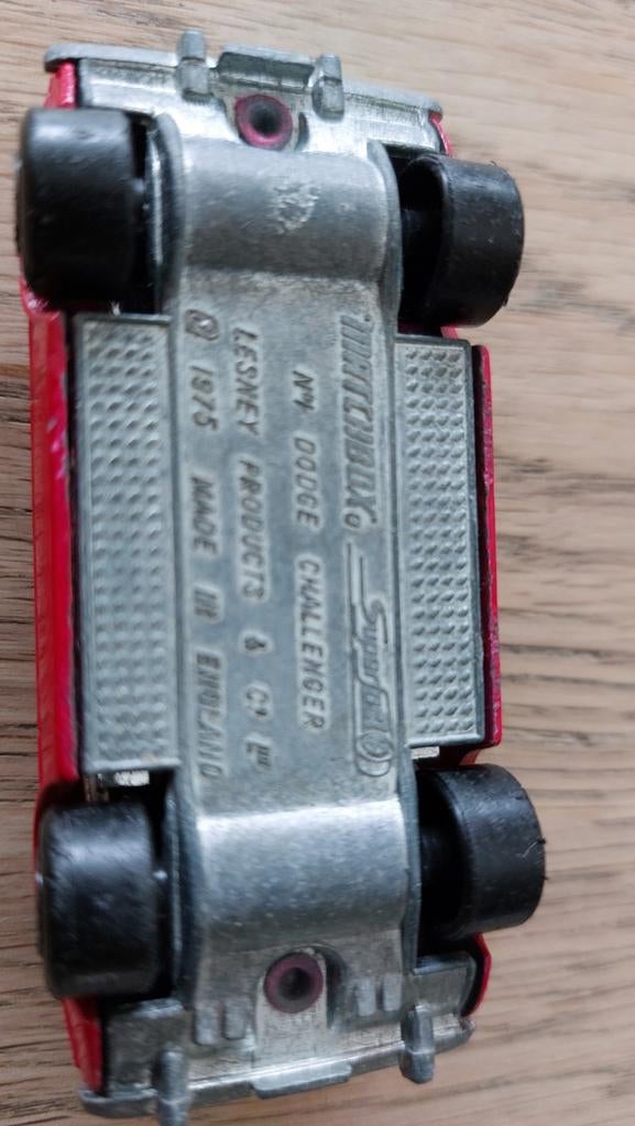 Matchbox Superfast Dodge Challenger 1975, Ophalen of Verzenden