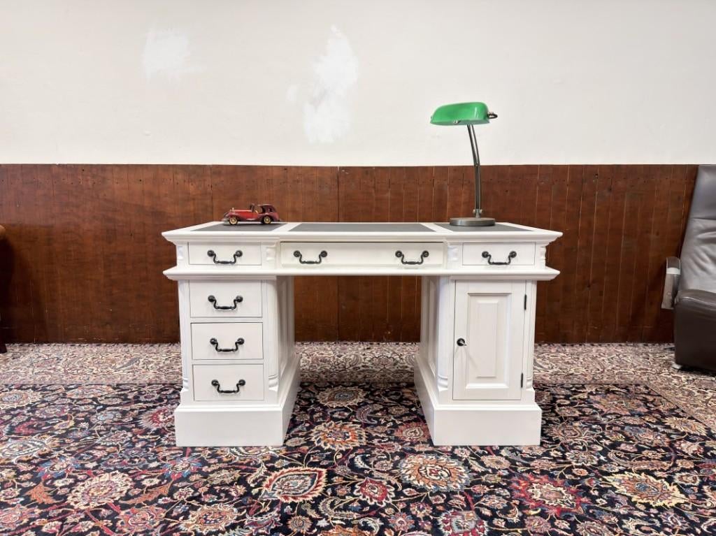 Klassiek Engels Wit Chesterfield Bureau, Antiek en Kunst, Ophalen