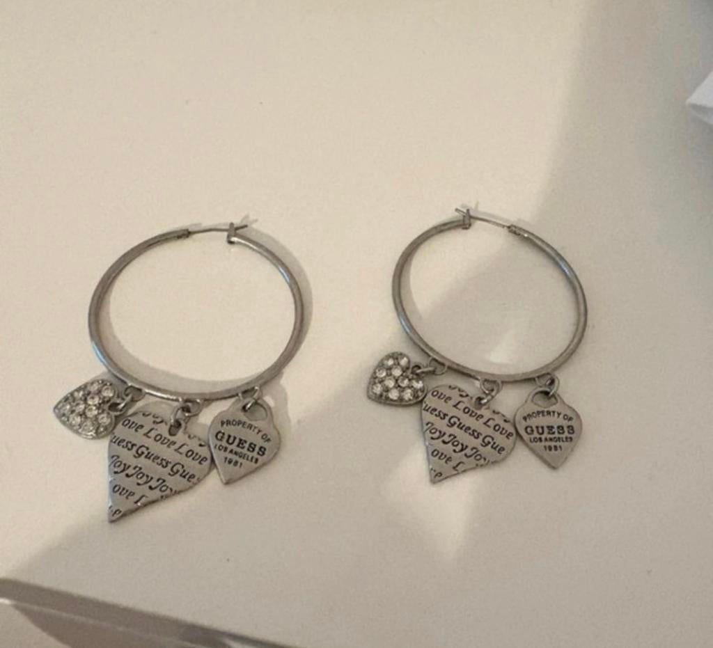 Guess oorbellen, Ophalen of Verzenden, Zo goed als nieuw, Goud, Overige materialen
