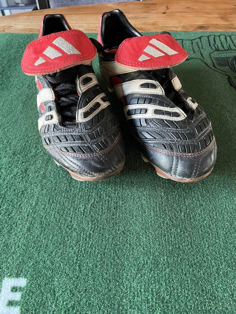 Adidas Predator / Accelator Cup, Schoenen, Zo goed als nieuw, Maat M, Ophalen of Verzenden