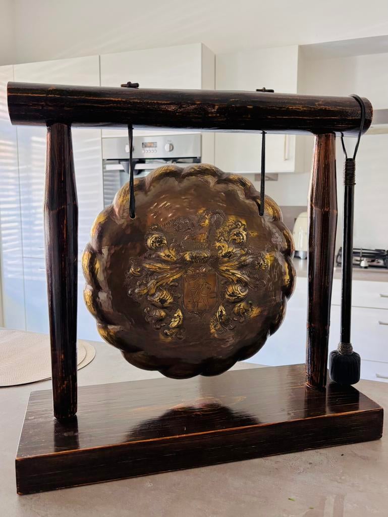 Unieke Zwitserse heraldische gong tamtam met steenbok 1900, Antiek en Kunst, Ophalen of Verzenden