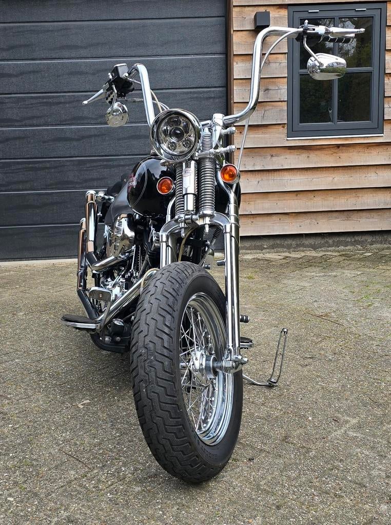 Harley-Davidson Springer Softail 2005, 2 cilinders, Sportuitlaat, Occasion, Particulier