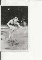 Doris Day bij het zwembad  Takken, Ophalen of Verzenden, 1960 tot 1980, Ongelopen, Sterren en Beroemdheden