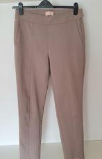 Gustav broek, Beige, Maat 42/44 (L), Ophalen of Verzenden, Zo goed als nieuw