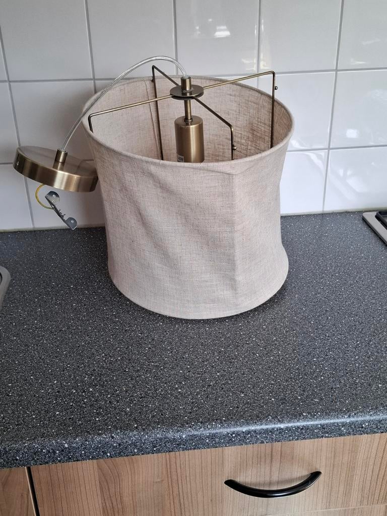 Linnen hanglamp, Ophalen