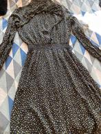 Midi jurk King Louie, Ophalen of Verzenden, Zo goed als nieuw, Maat 38/40 (M), Onder de knie