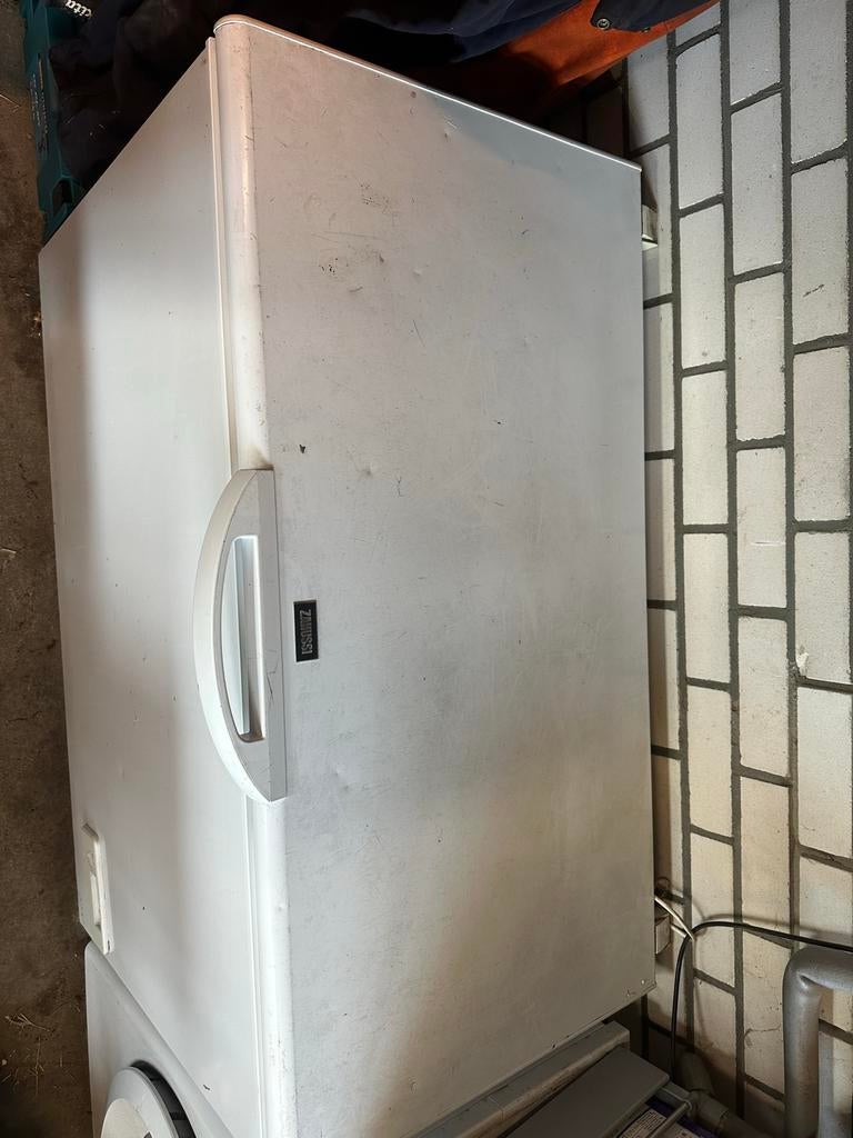 Zanussi vrieskist, Vrieskist, Gebruikt, Vrijstaand, 90 cm of meer