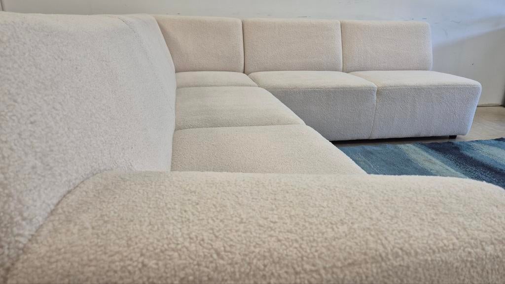 Ivoor witte zachte teddy stoffen organische design hoekbank, Hoekbank, Ophalen of Verzenden, Zo goed als nieuw, Vierpersoons of meer