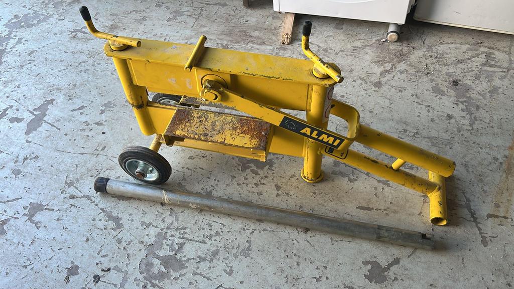 ALMI Steenknipmachine, Ophalen of Verzenden, Gebruikt