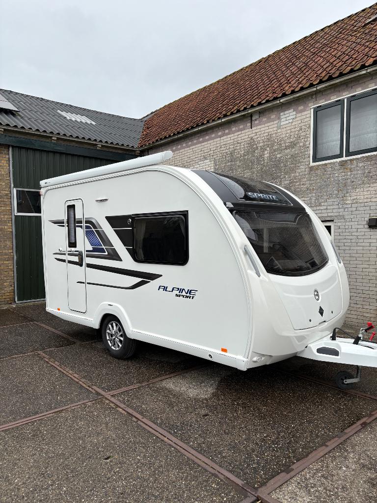 Sprite Alpine Sport 370 EK Caravan, Thule Omnistor 6300, Caravans en Kamperen, Schokbreker, Standaardzit, Tot en met 2, 750 - 1000 kg