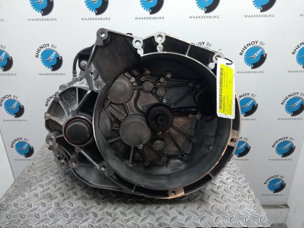 FORD FIESTA TRANSMISSIE / VERSNELLINGSBAK 2017, Ophalen of Verzenden, Gebruikt, Stiba lid