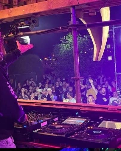 Bandleden gezocht voor drentse feestband 🥳, Contacten en Berichten, Muziek maken en Bandleden