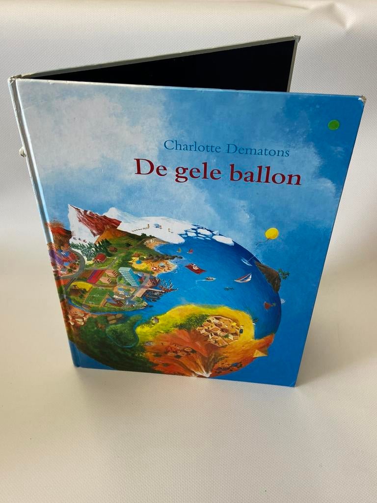 Charlotte Dematons De Gele Ballon, Boeken, Ophalen of Verzenden, Gelezen