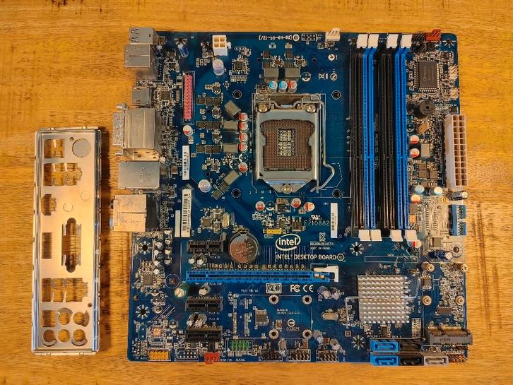 Intel Desktop Board DH77EB Socket 1155 mATX Moederbord, Computers en Software, Moederborden, Refurbished, Intel, DDR3, Ophalen of Verzenden