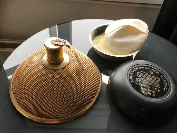 Zeldzaam Vintage Ferre Dusting Powder - Diana de Silva, Sieraden, Tassen en Uiterlijk, Uiterlijk | Cosmetica en Make-up, Gebruikt