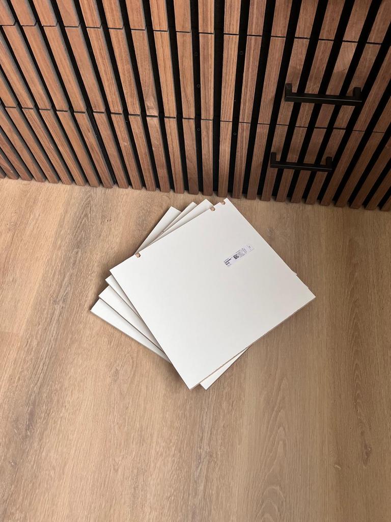 Nieuw IKEA 4x utrusta kast plankjes, Minder dan 50 cm, Nieuw, Ophalen of Verzenden, Minder dan 100 cm