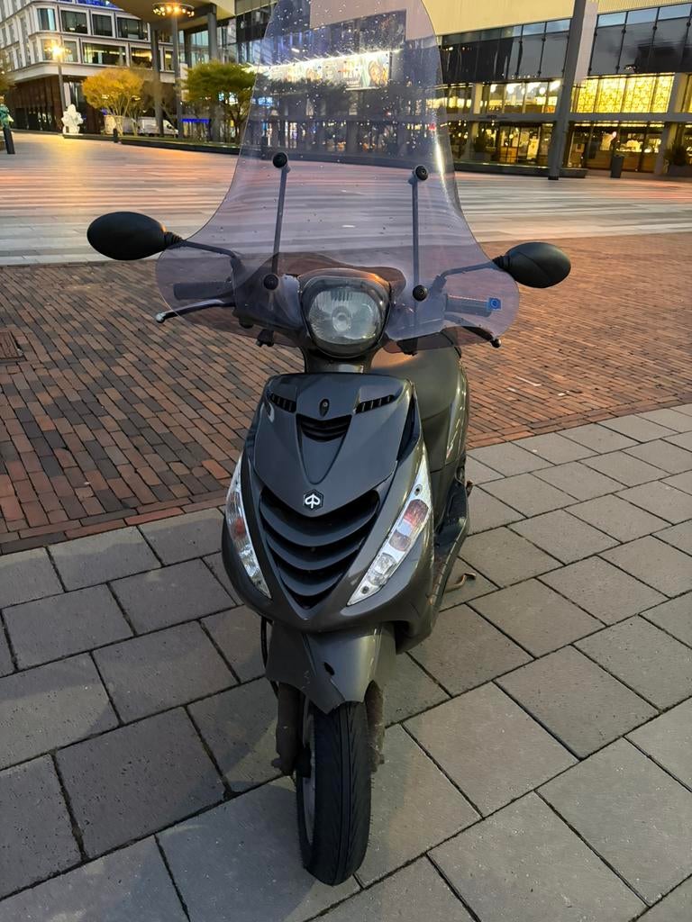 Piaggio Zip Snor, Ophalen, Zo goed als nieuw, Benzine, Zip