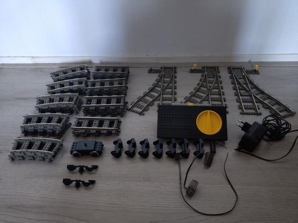 Partij Lego trein rails 9 volt motor 9v 15x recht wissels, Kinderen en Baby's, Speelgoed | Duplo en Lego, Ophalen of Verzenden