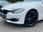 BMW 3-serie Touring 320i High Executive|Ketting vervangen|Tr, Auto's, Automaat, Achterwielaandrijving, Gebruikt, 4 cilinders