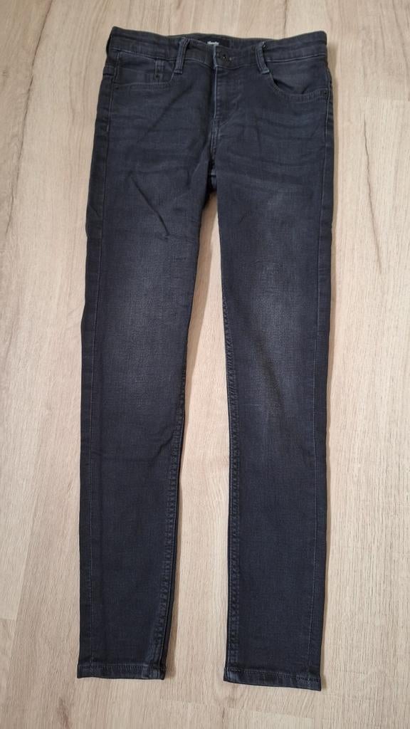 Zwarte spijkerbroek skinny maat 152 shoeby, Kinderen en Baby's, Kinderkleding | Maat 152, Broek, Gebruikt, Ophalen of Verzenden