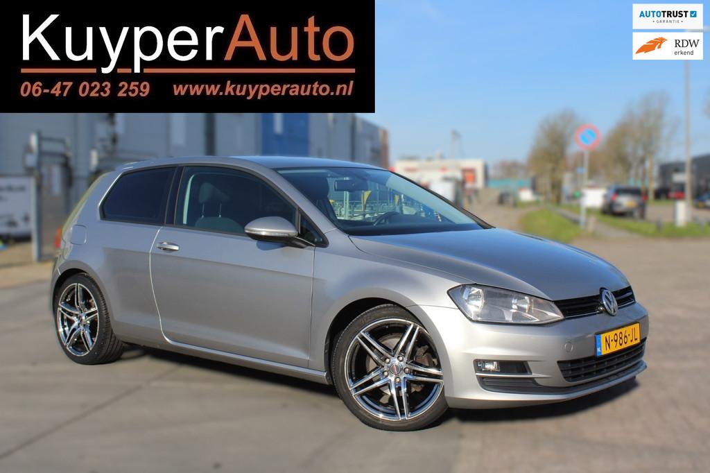 Volkswagen Golf 1.2 TSI Trendline navi airco multimedia voor, Voorwielaandrijving, Euro 5, 86 pk, Gebruikt