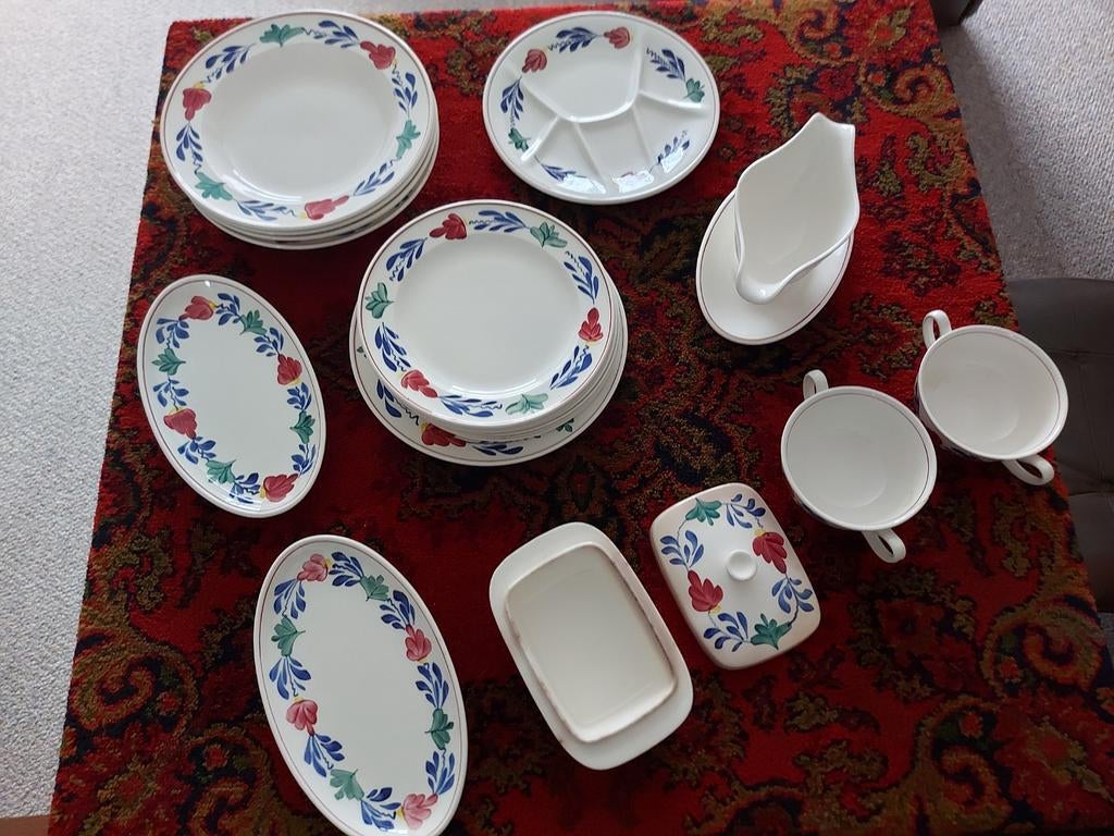 Boerenbond  meeste Maastricht, Ophalen of Verzenden, Porselein, Overige stijlen, Bord(en)