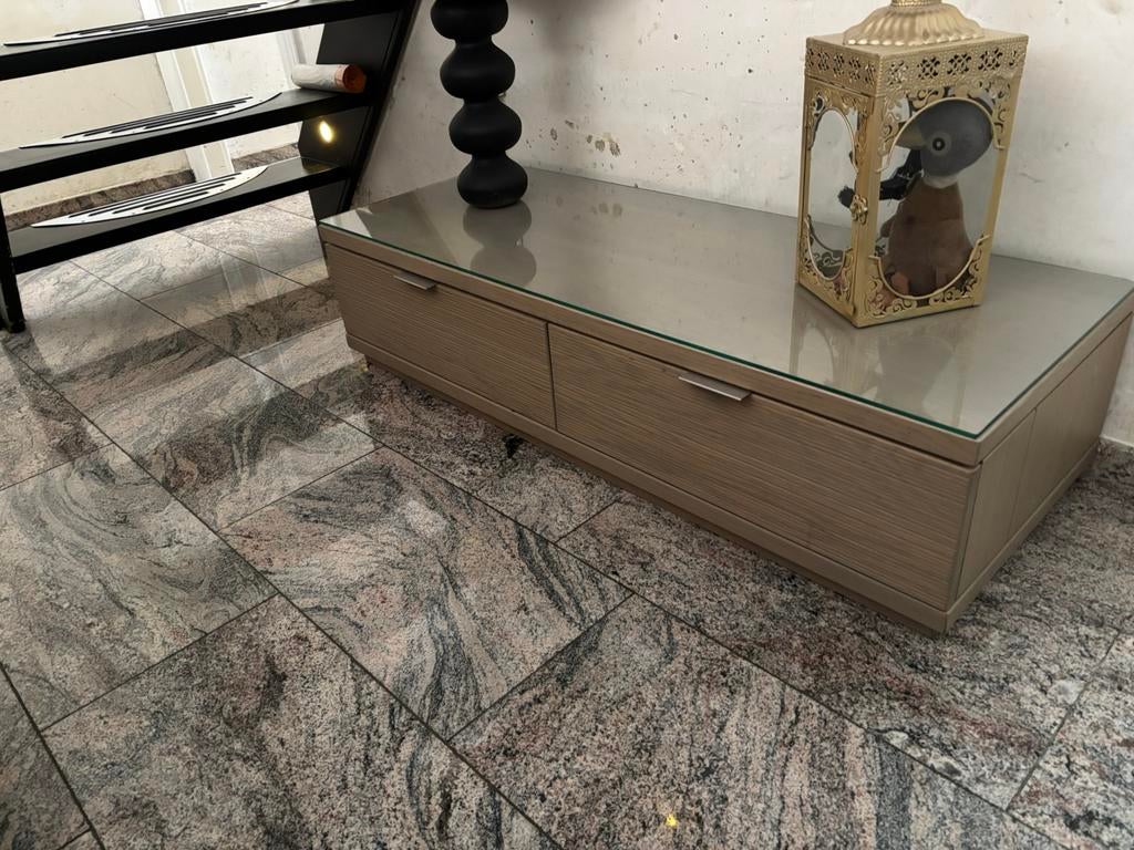 Te koop tv dressoir, Huis en Inrichting, Woonaccessoires | Kisten, Ophalen of Verzenden, Zo goed als nieuw, Minder dan 50 cm