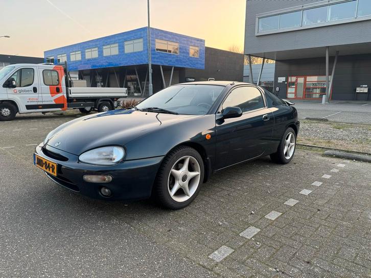 Mazda MX-3 1994 1.6i LAGE KM, Auto's, Mazda, Particulier, MX-3, Lichtmetalen velgen, Radio, Benzine, Euro 4, Coupé, Handgeschakeld