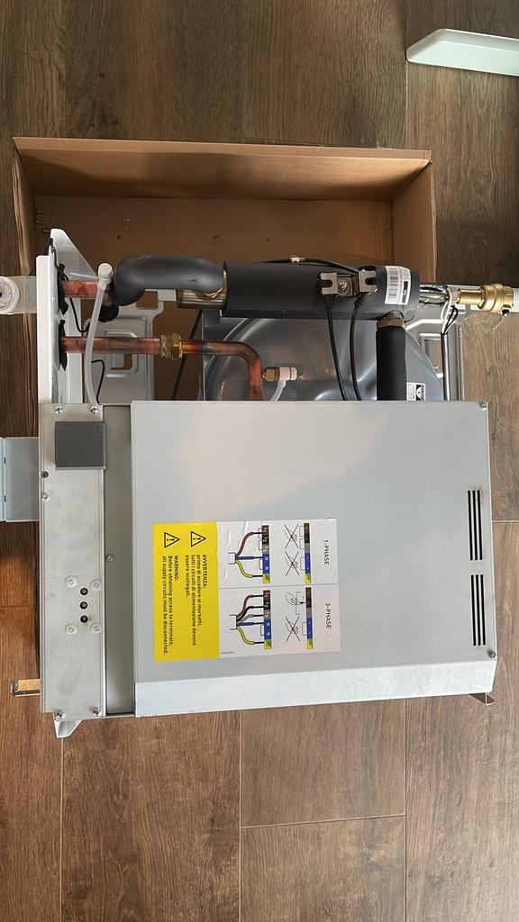 Atag warmtepomp binnen unit nog 4 stuks nieuw, Overige typen, Nieuw, Minder dan 60 cm, Ophalen of Verzenden