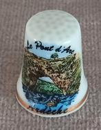 Vingerhoedje Le Pont d'Arc Ardeche, Ophalen of Verzenden, Zo goed als nieuw, Porselein, Buitenland