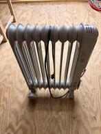 Oliegevulde radiator op wieltjes, Ophalen, Zo goed als nieuw, Radiator