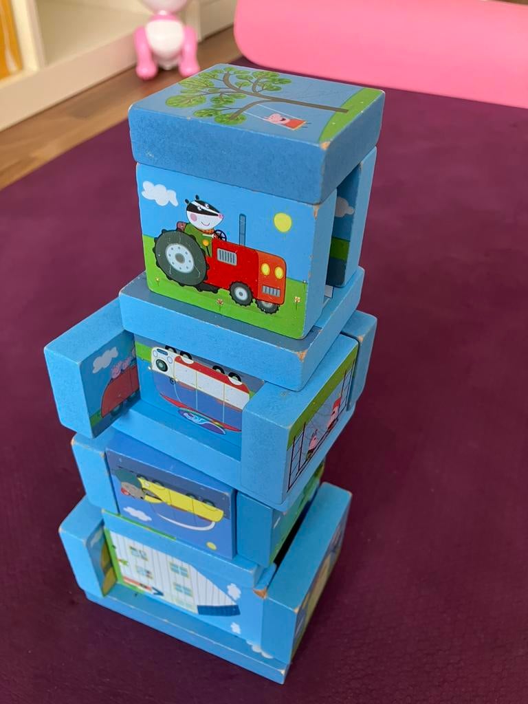 Wooden blocks Pepa Pig theme, Ophalen, Zo goed als nieuw