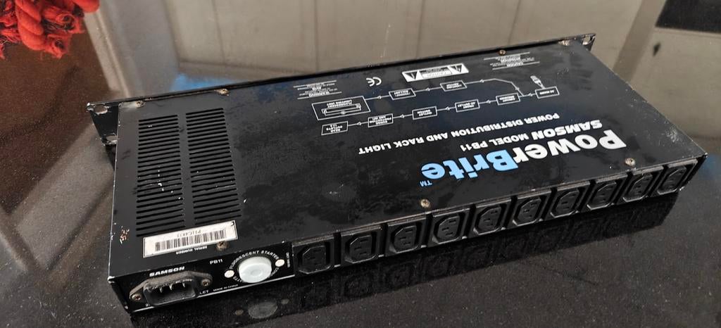 Samson PowerBrite PB11 Power Distributie en Rack Light, Muziek en Instrumenten, Overige Muziek en Instrumenten, Ophalen of Verzenden
