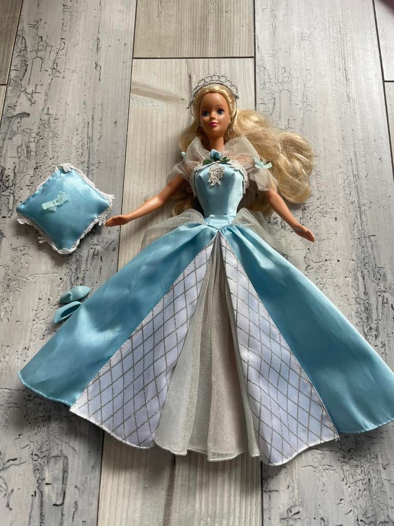 Sleeping beauty barbie, Ophalen of Verzenden, Zo goed als nieuw, Pop