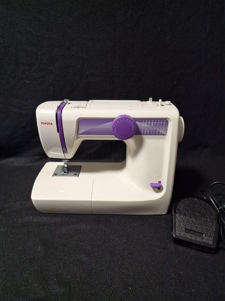 Naaimachine Toyota BL16, Ophalen of Verzenden, Gebruikt, Naaimachine, Overige merken