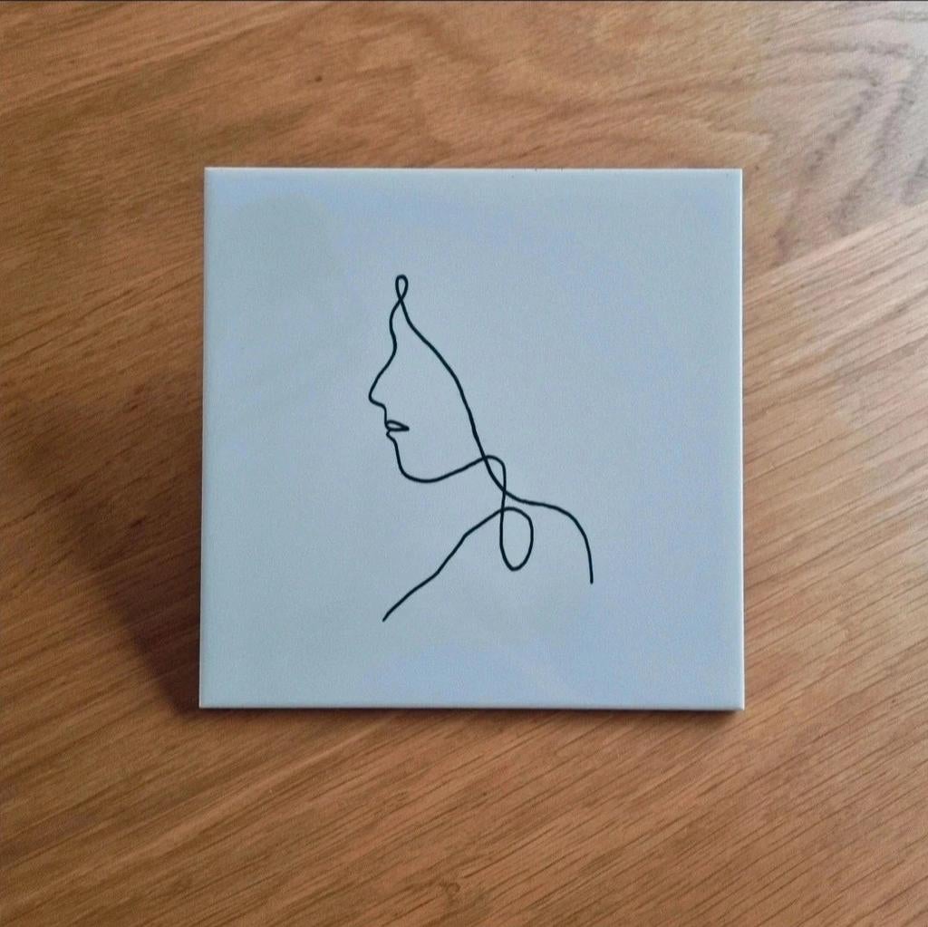 Tegeltje vrouwen gezicht hoofd face minimalistische lijnteke, Ophalen of Verzenden