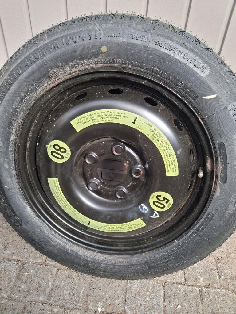 Continental thuiskomer T125/90 R16, Ophalen, Nieuw