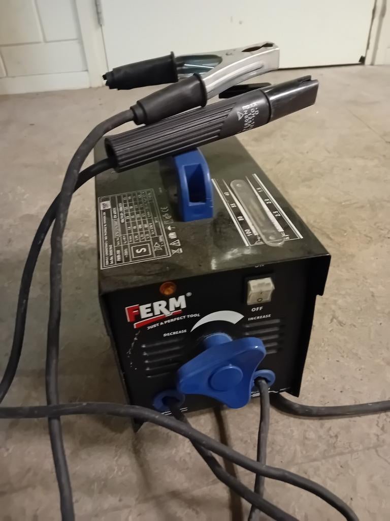 Ferm lasapparaat 100 amp, Ophalen, Gebruikt, Minder dan 150 ampère, Elektroden