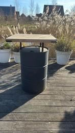 Stijlvolle statafel van olievat en houten blad, Ophalen, Gebruikt